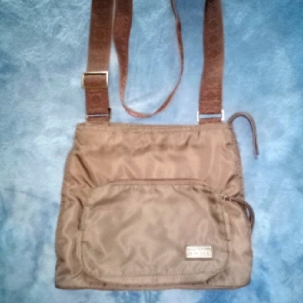 Kenneth Cole Reaction Midsize Brown Purse